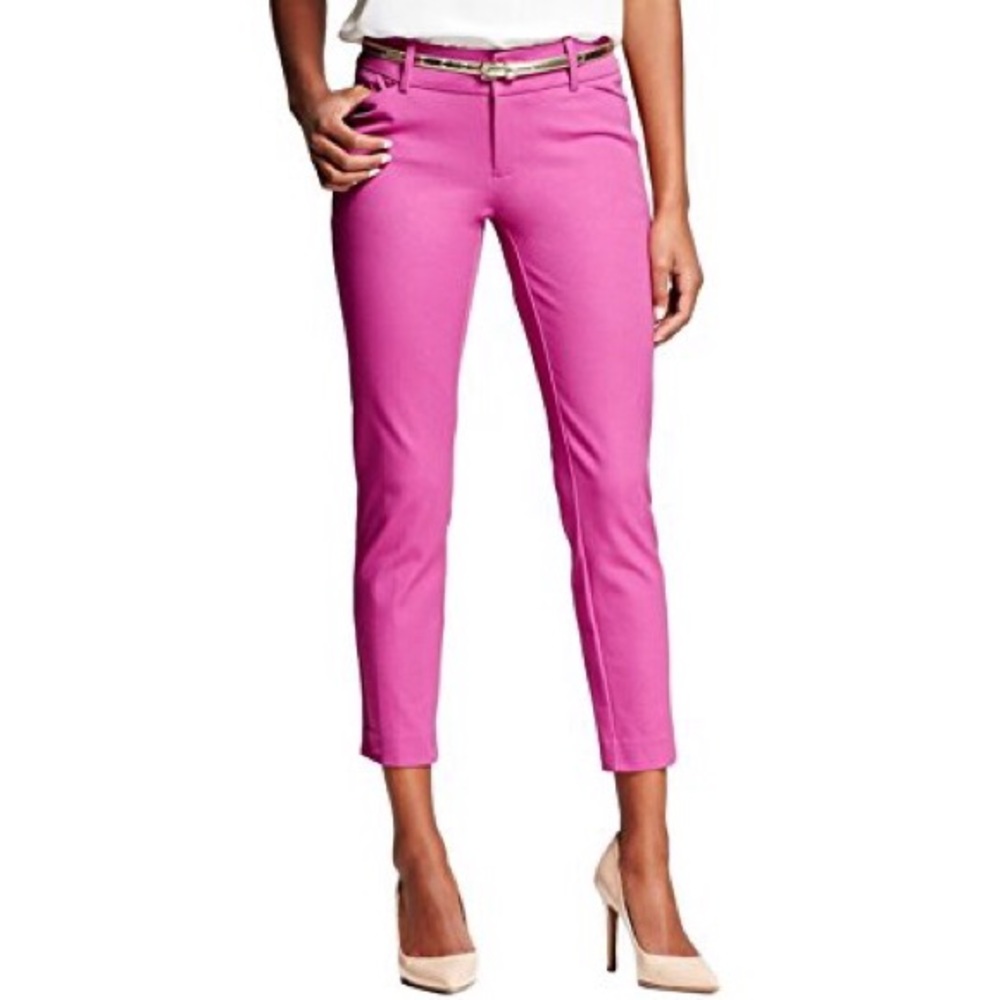 NWT Merona pink capris pants with red belt
